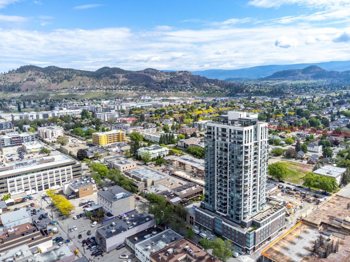 Brand New Luxury Downtown Near The Beach #16 Kelowna Exterior foto