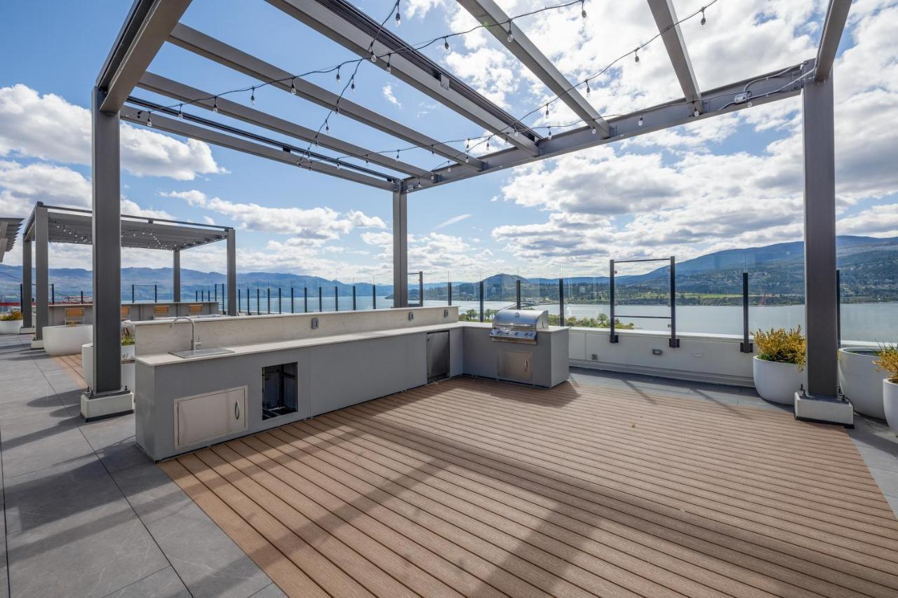 Brand New Luxury Downtown Near The Beach #16 Kelowna Exterior foto
